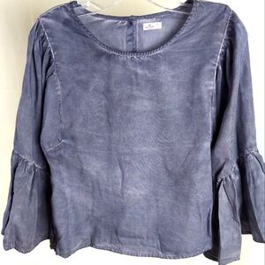 Oversized XS Boxy Crop Top Bell Sleeves